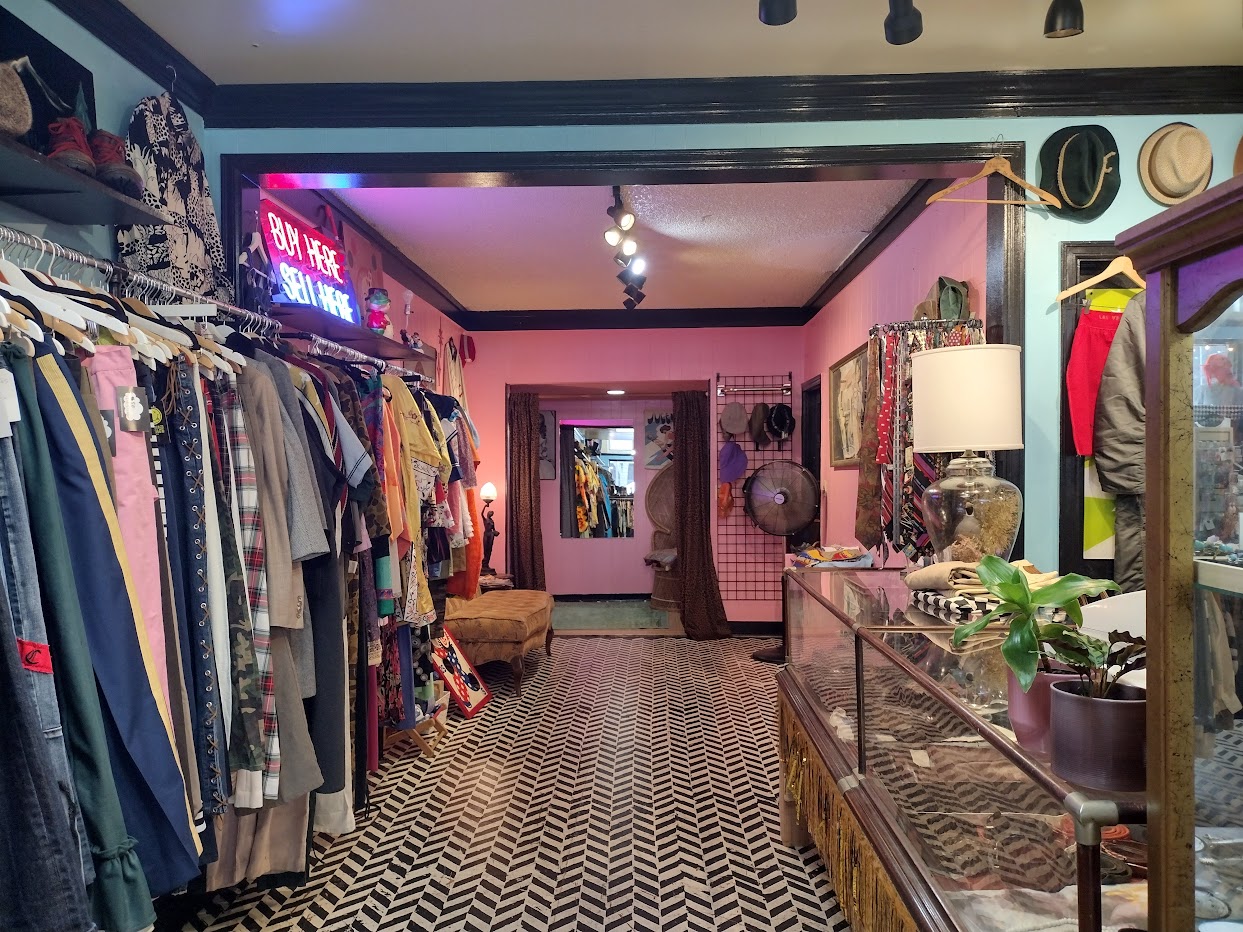 Ballard store